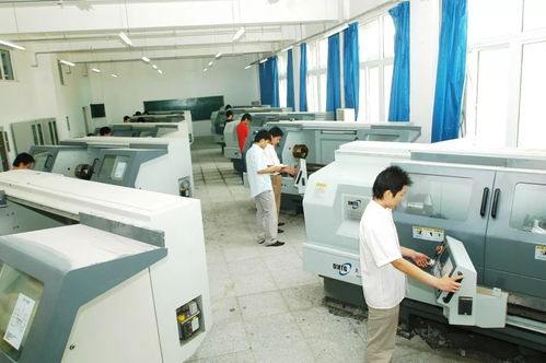 技藝雙全，大機(jī)械閃耀未來(lái)